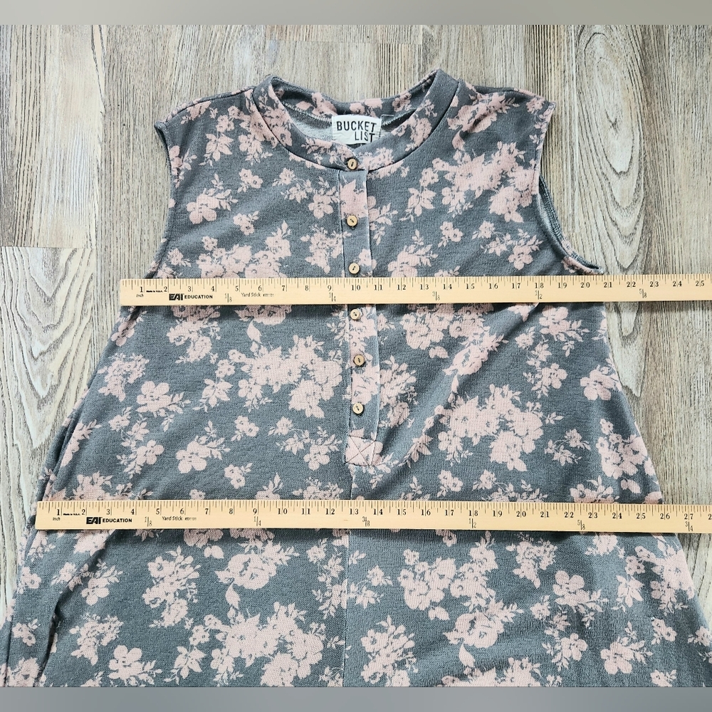 BUCKETLIST Blue Floral Sleeveless Jumpsuit with Pink Flowers - Picture 13 of 16